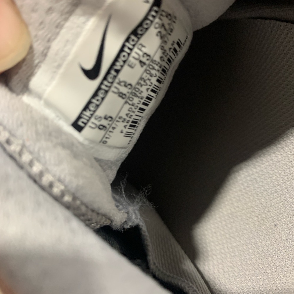 Nike Flex Experience RN 6 Athletic Shoe 3147 - Picture 4 of 9